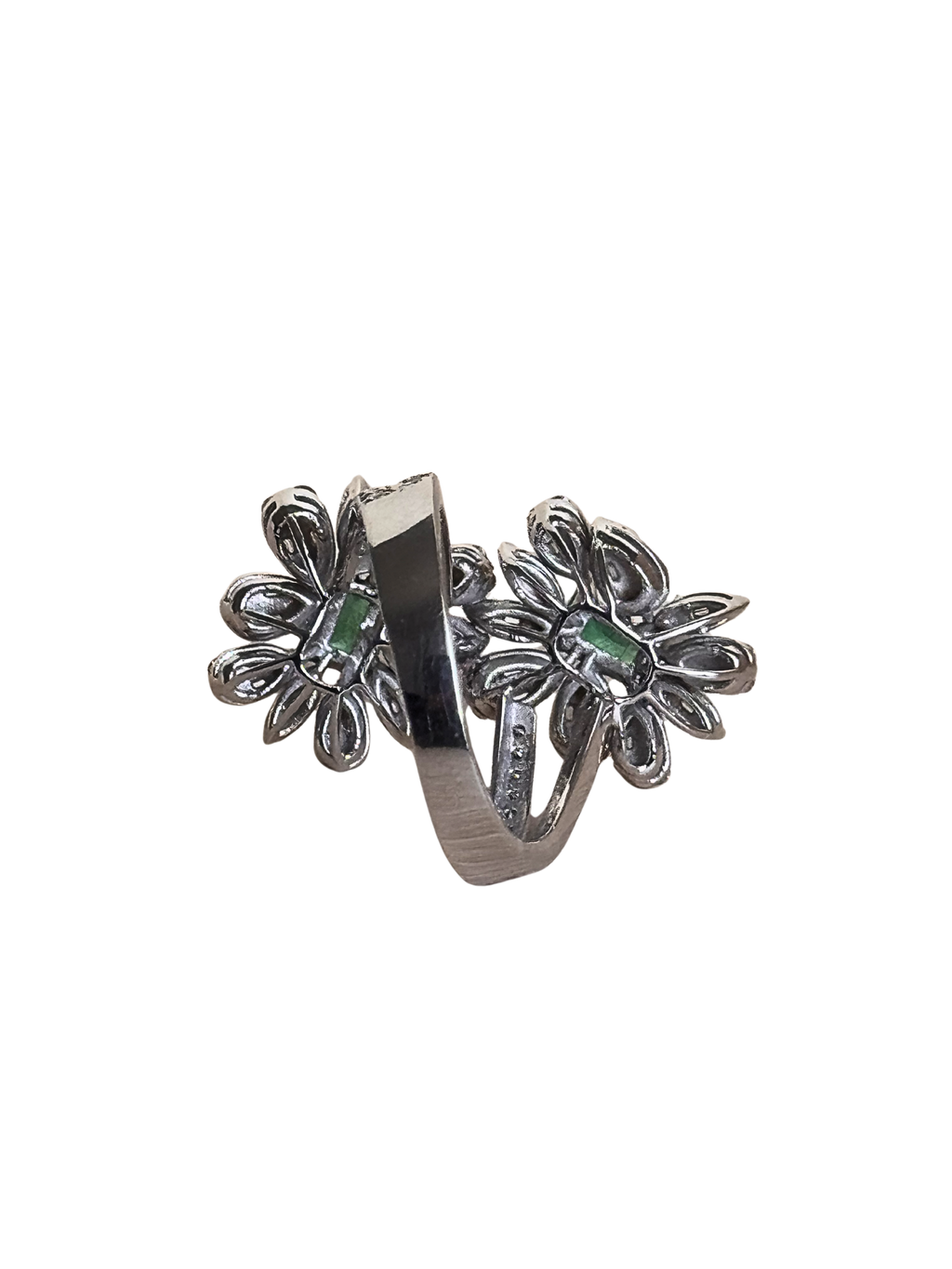 Aurora - 18K White Gold Modern Double Flower Emerald & Diamond Ring