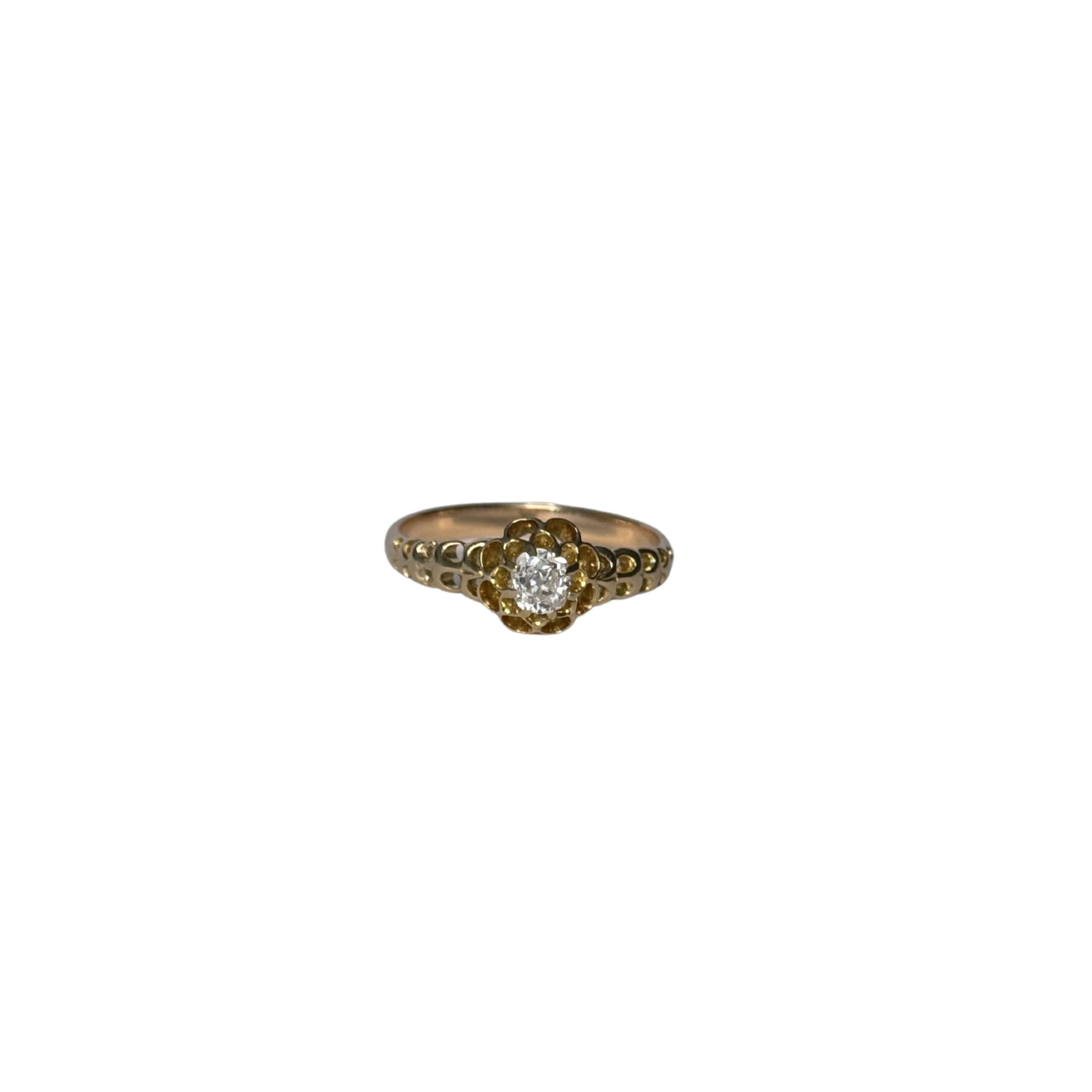 Maria - Antique 18K Yellow Gold Cushion-Cut Diamond Openwork Solitaire Ring