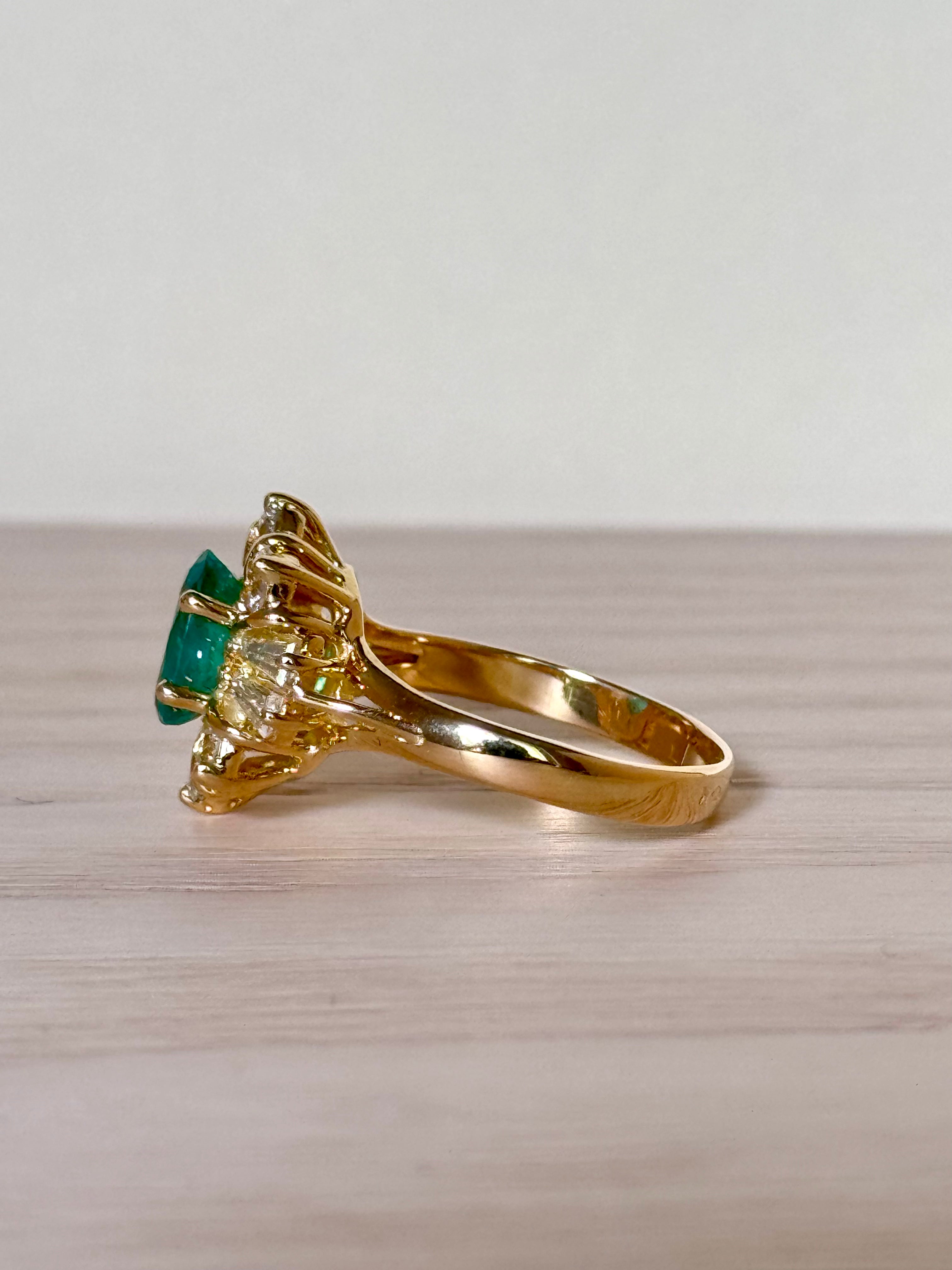Léonie - Vintage 18K Yellow Gold Oval Emerald & Diamond Cluster Ring