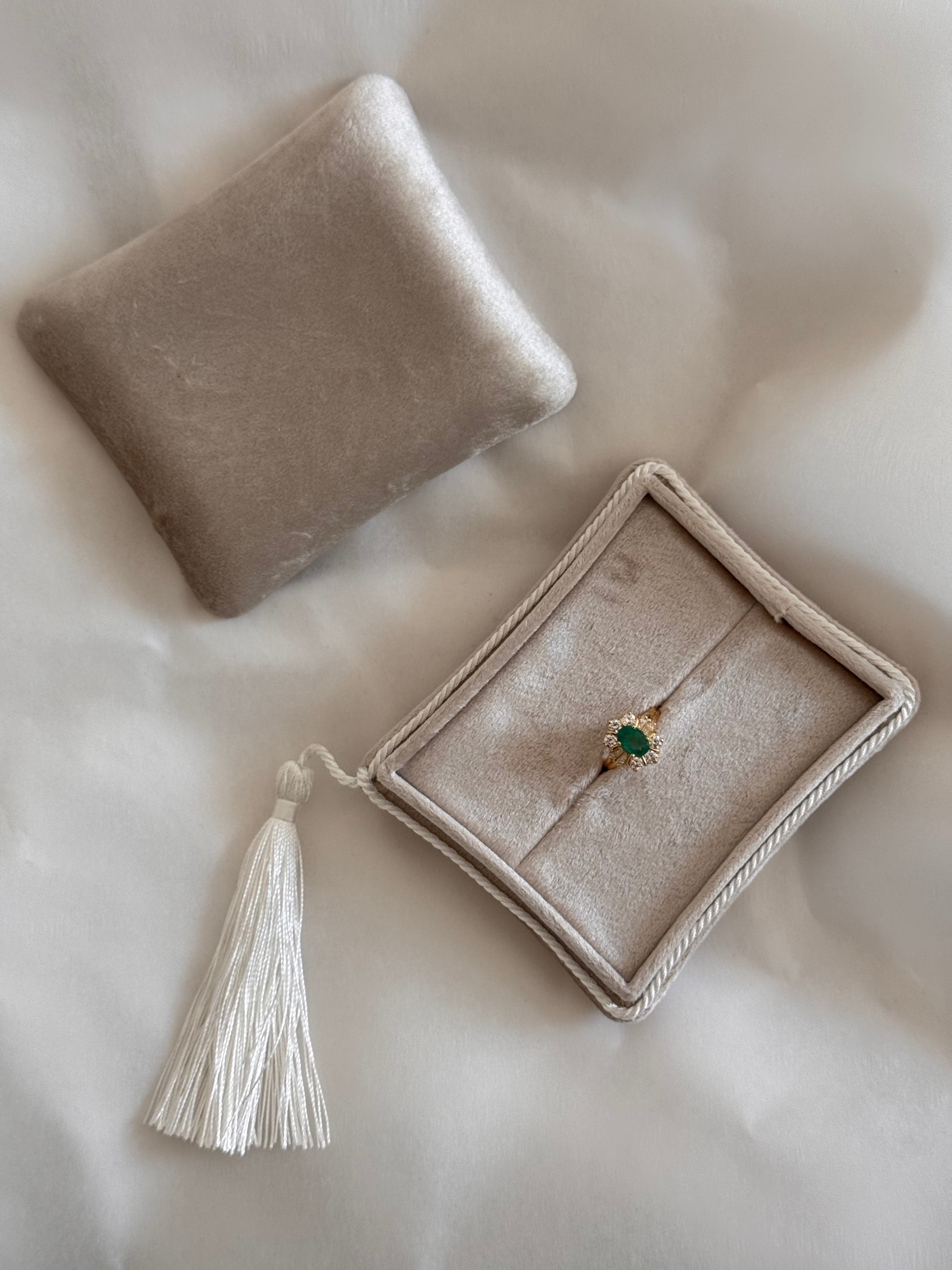 Léonie - Vintage 18K Yellow Gold Oval Emerald & Diamond Cluster Ring
