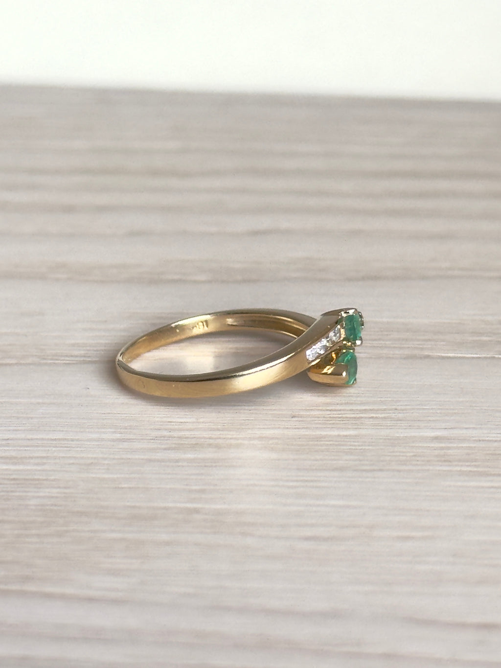 Livia - Vintage 18K Yellow Gold Toi et Moi Pear Emerald & Diamond Ring