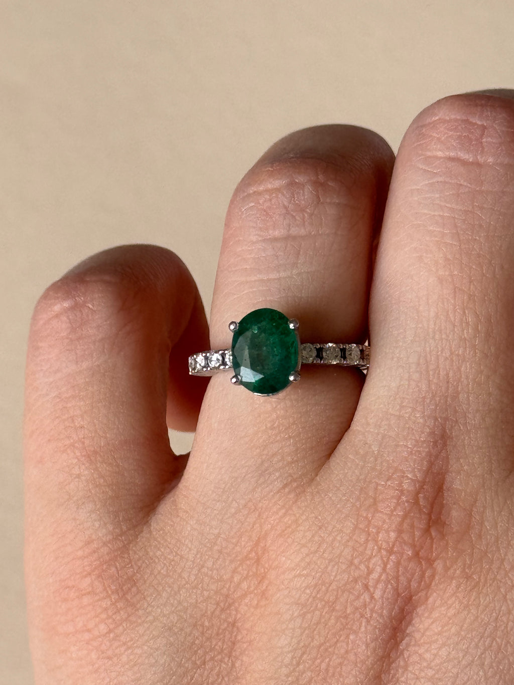 Vera - Modern 18K White Gold Oval Emerald & Diamond Solitaire Ring