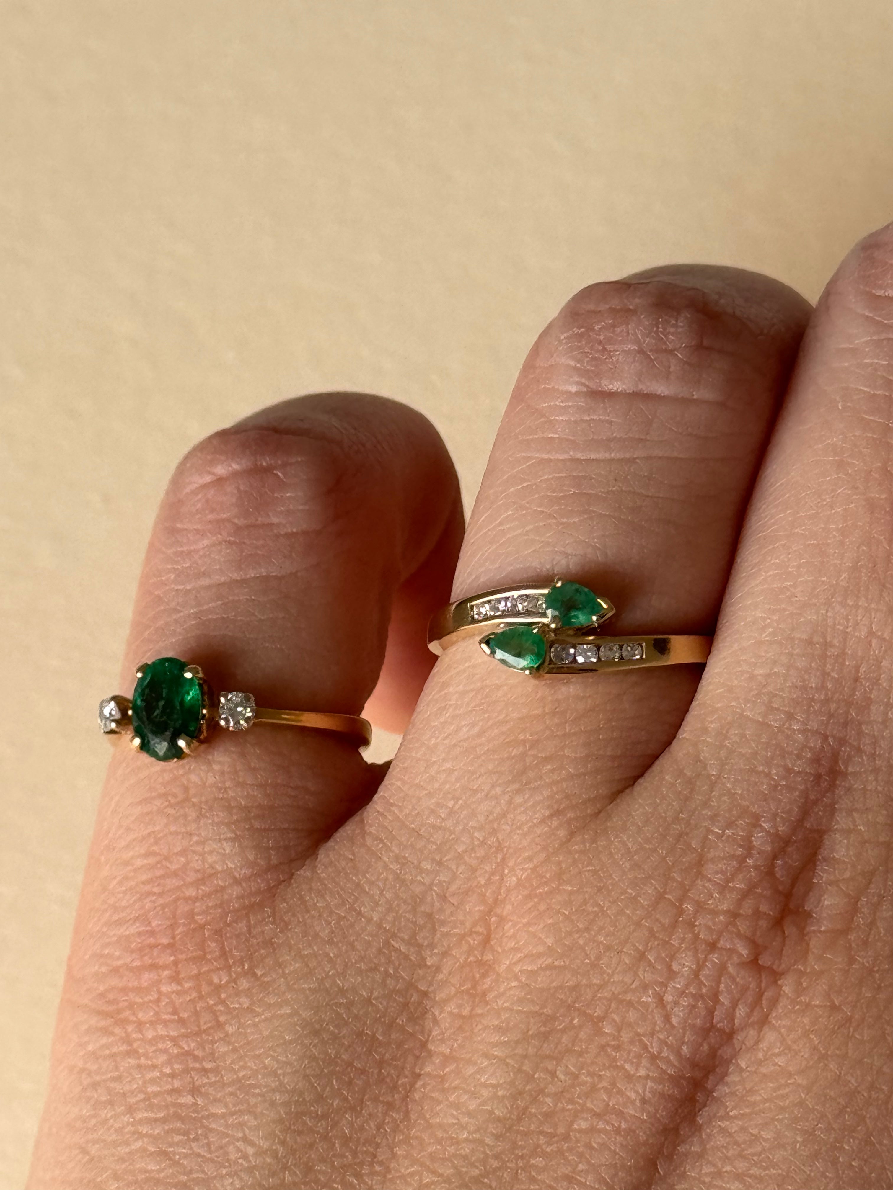 Ines - Vintage 18K Yellow Gold Oval Emerald & Diamond Trilogy Ring
