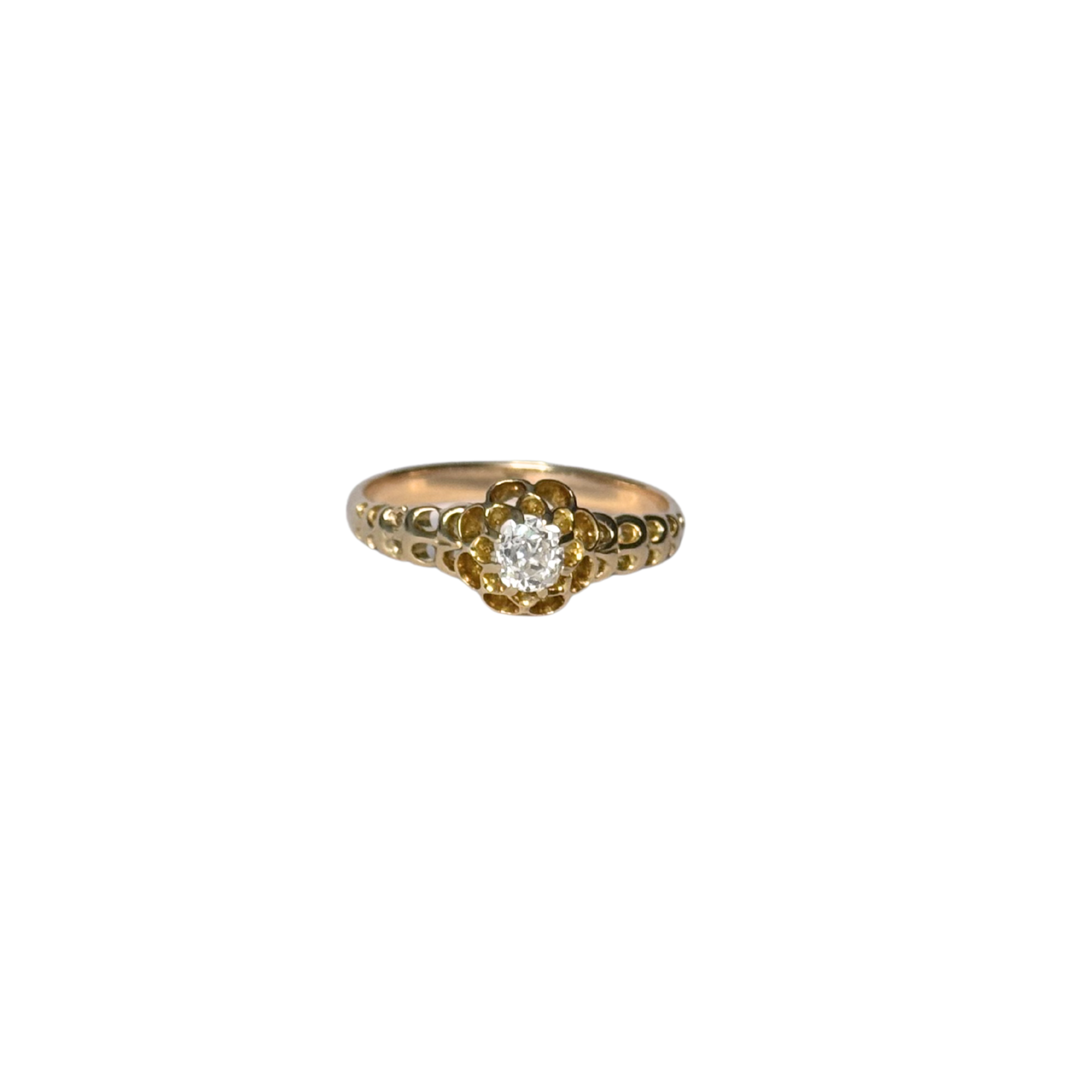 Maria - Antique 18K Yellow Gold Cushion-Cut Diamond Openwork Solitaire Ring
