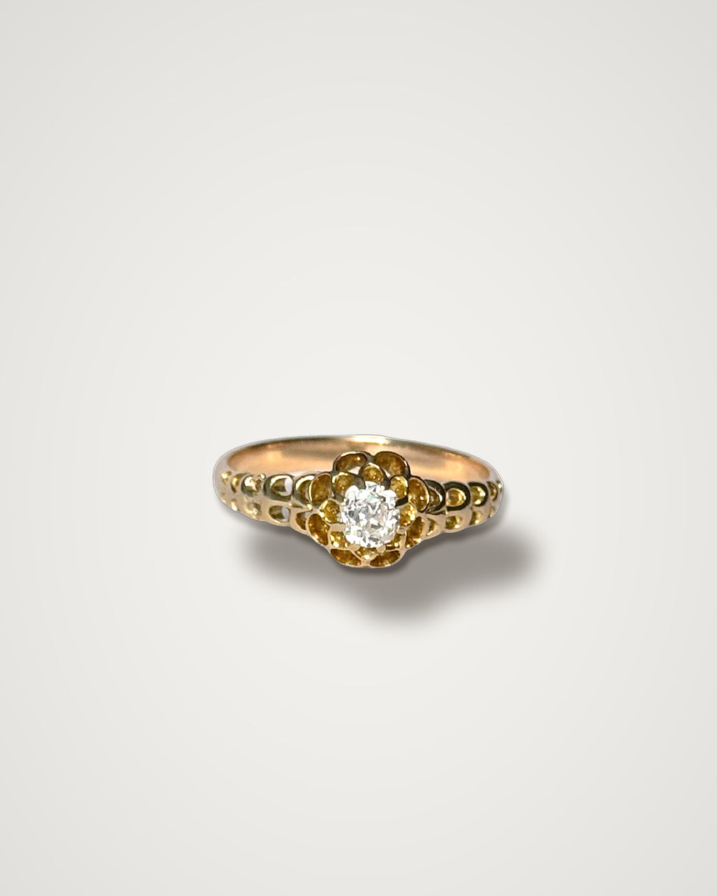 Maria - Antique 18K Yellow Gold Cushion-Cut Diamond Openwork Solitaire Ring